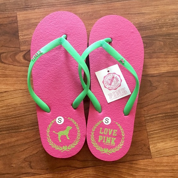 love pink flip flops